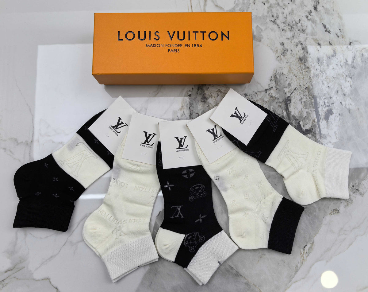 Louis Vuitton Socks(One pair of each style)